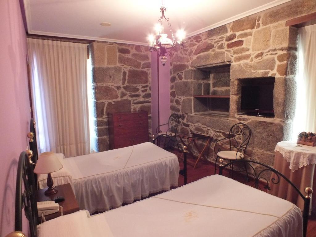 Hotel Pousada Vicente Risco Castro Caldelas Szoba fotó