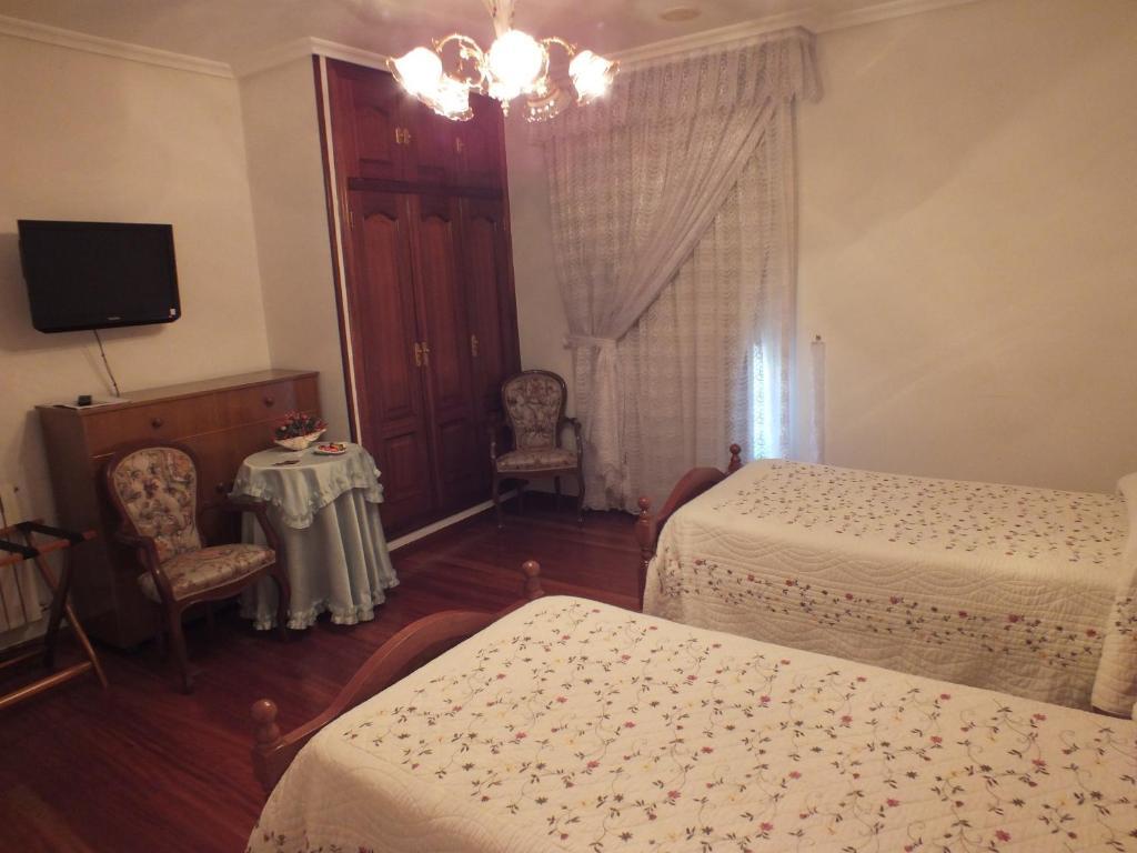 Hotel Pousada Vicente Risco Castro Caldelas Szoba fotó