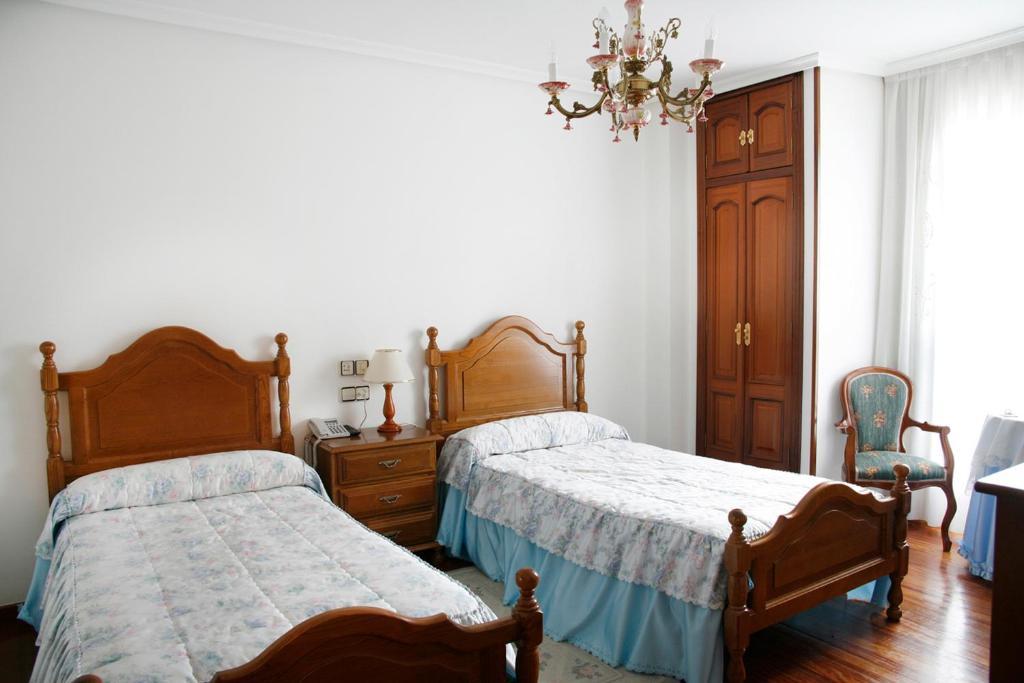 Hotel Pousada Vicente Risco Castro Caldelas Kültér fotó