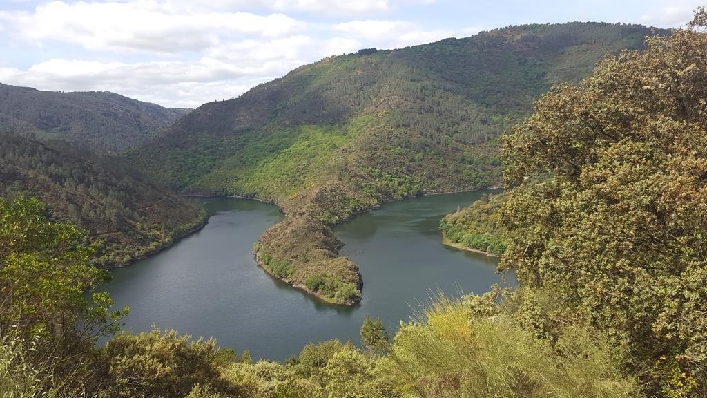 Hotel Pousada Vicente Risco Castro Caldelas Kültér fotó